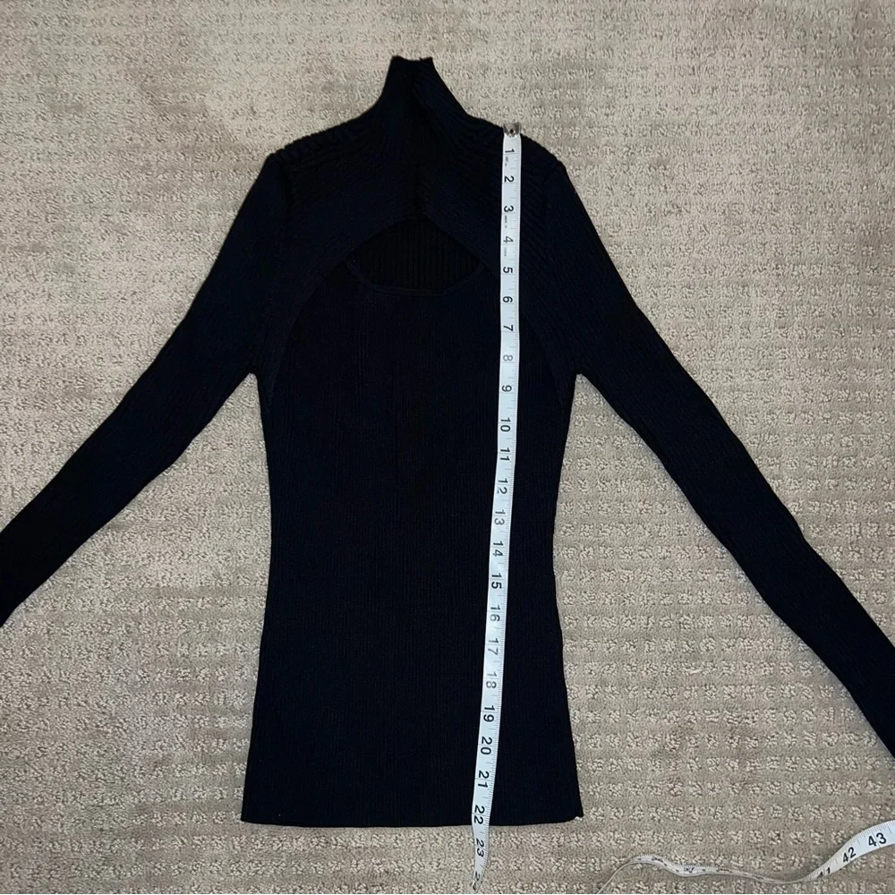 White House Black Market WHBM Long Sleeve Cutout Turtleneck Sweater Size XS